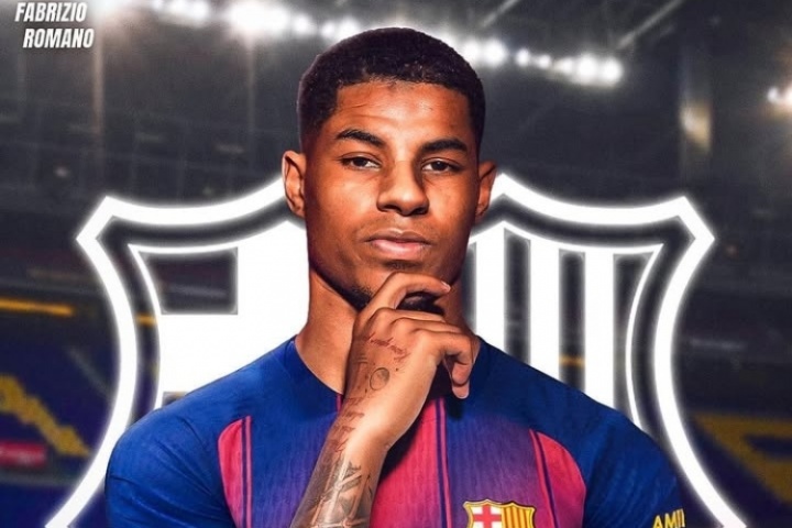 心向红蓝❤️罗马诺：拉什福德决定相信巴萨，未要求注册保证