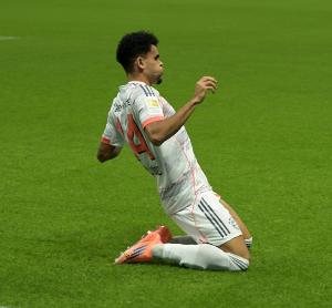 10场6球4助！TA：批评7000万签迪亚斯？但他是拜仁能签的最佳人选