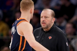 迪文岑佐：我爱锡伯杜 在NBA球员被交易、教练被解雇都是常态