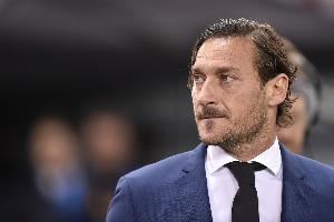 托蒂炮轰斯帕莱蒂：他来罗马只为让我退役，俱乐部在背后支持他