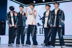 有人虐菜欧美！有人力克LCK！AL连斩HLE、GEN、CFO杀入八强