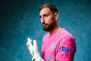 多纳鲁马：门将角色已经发生了很大的变化，来曼城可以跟瓜帅学习