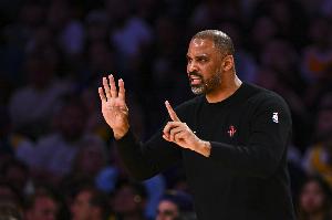 乌度卡：我们是对位联防不是2-3 要主动轮转补位沟通应做得更好