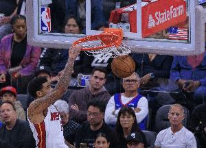 场均12.2分10.6板！热巴：休赛期对韦尔要求严苛 我们清楚他潜力