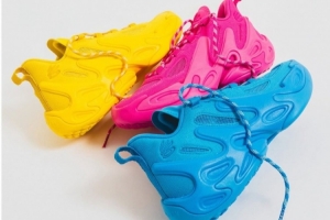 UA时期的绝唱！库里第13代签名鞋Curry 13！