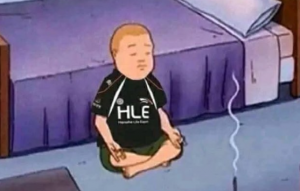 HLE超话热议不敌T1：接到家人去世消息挺难受的 你们打成这样我更难受了 ​​​​