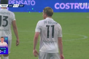 意甲首秀进球！德布劳内定位球传中，无人碰到皮球直接入网！