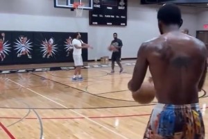 恢复得真快啊！欧文已经能投篮了，超远三分8投全中！