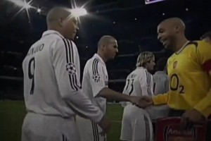 任你名将云集，我有大帝亨利！名场面：亨利欧冠斩银河战舰！