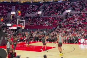 两大重要得分点！比尔和博格丹都开始加练起来了！