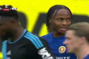 帕尔默只能看着！斯特林离谱任意球让解说员直接绷不住了