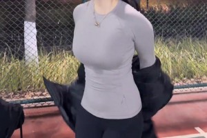 你不会懂和肘姐打球的快乐~